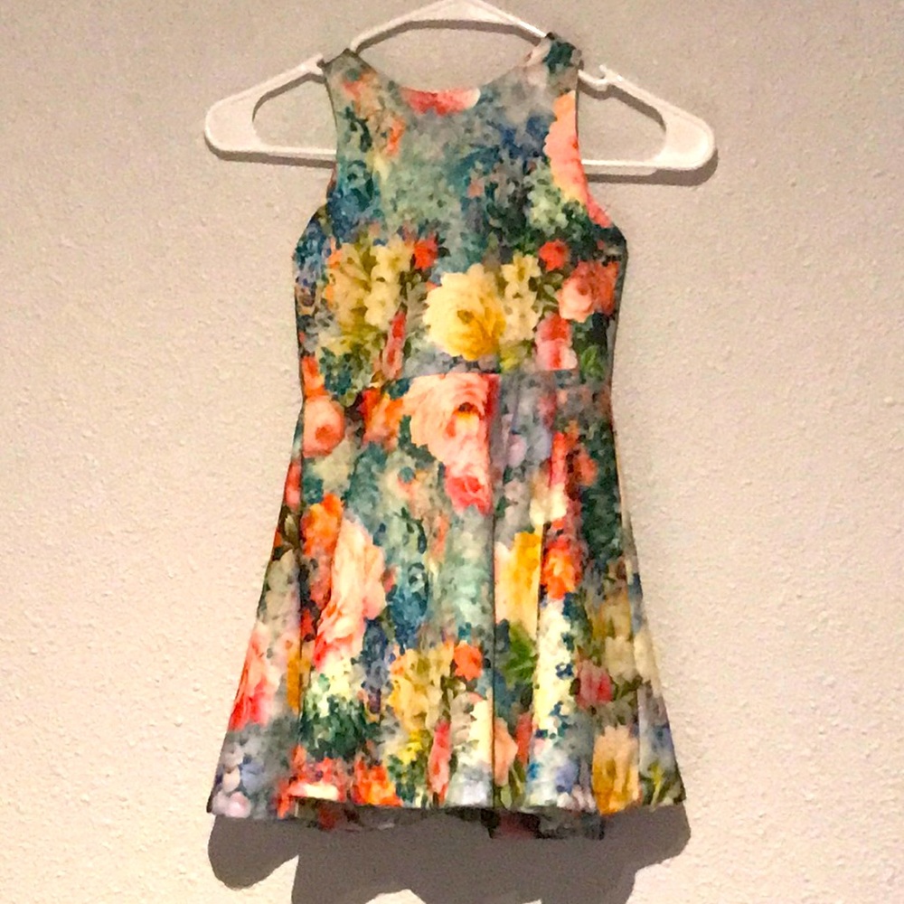 Girl’s Floral Dress
